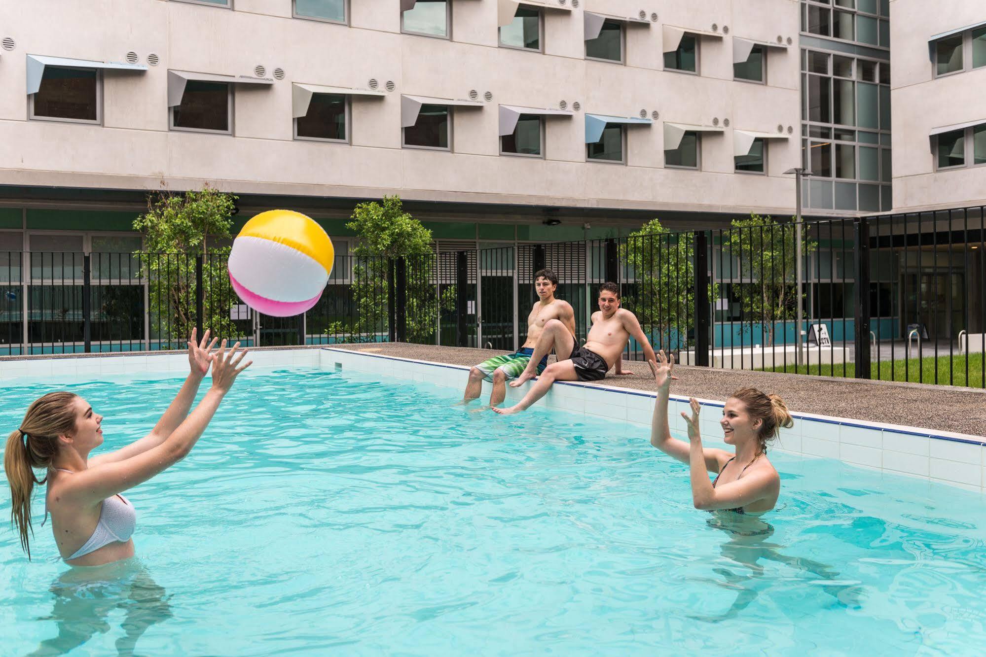 Student Village Melbourne City Exterior foto